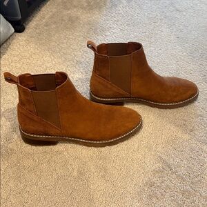 Steve Madden Brown Suede Chelsea Booties